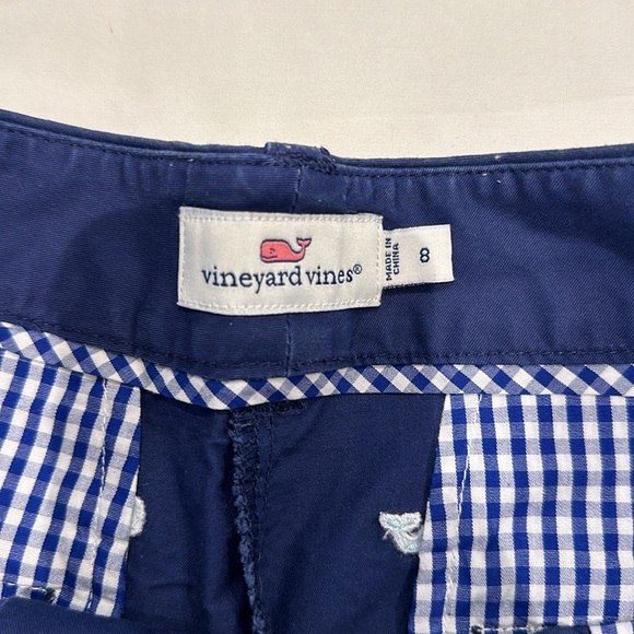 Women’s Vineyard Vines shorts - Picture 2 of 4